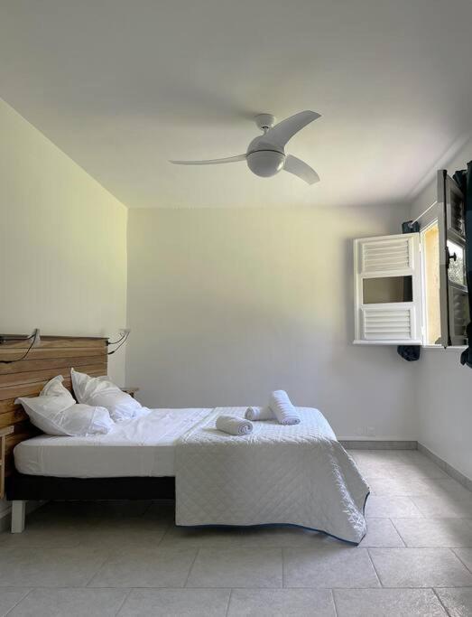 Spacieux Appartement A La Villa Montagne Le Carbet Bagian luar foto